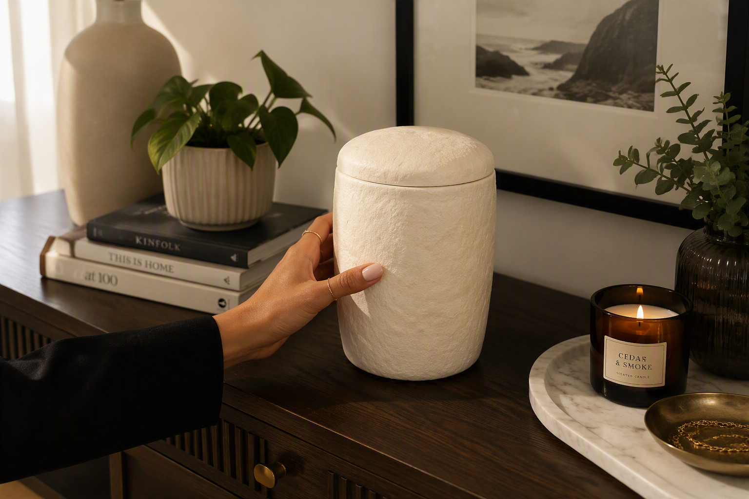Mushroom urn