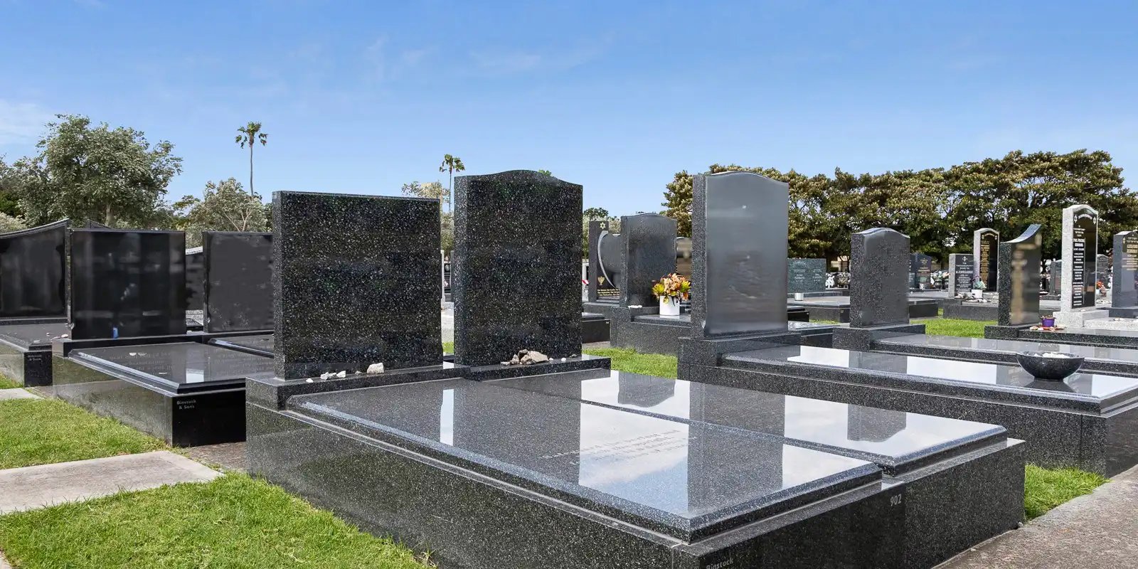 ESMP-009-14-Jewish full monumental J54